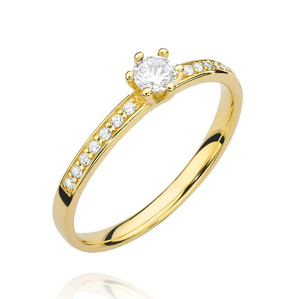Złoty pierścionek zaręczynowy z diamentami 0,17 ct