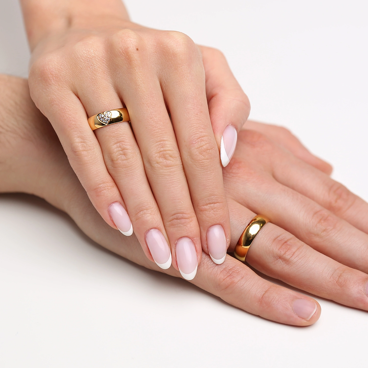 Obrączki ślubne para: złoto 585, diamenty, serce, półokrągłe, 6 mm