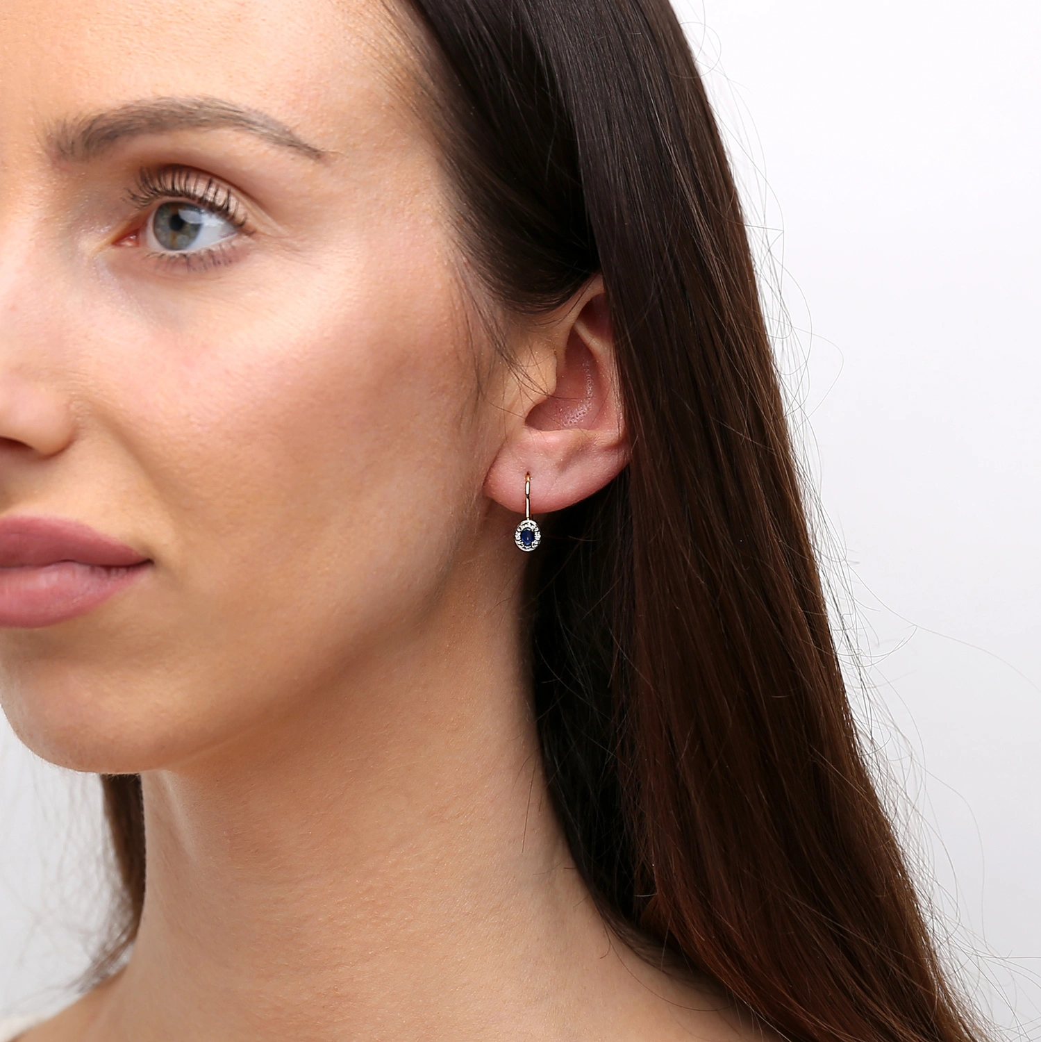Złote kolczyki 585 owalne szafiry diamenty 0,49 ct