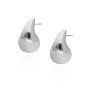 Srebrne kolczyki średnie krople 925 na sztyft drops 2,2 cm