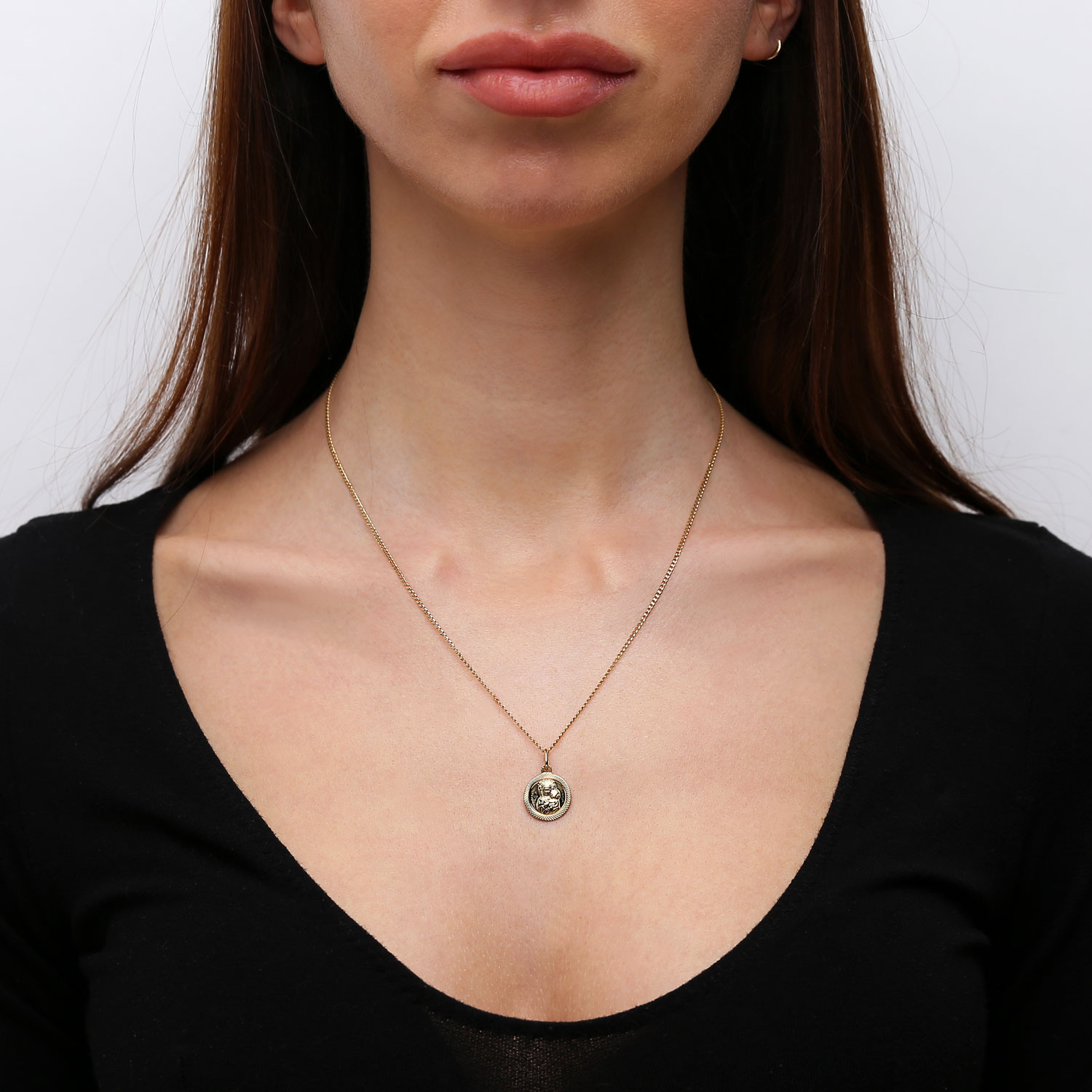 Złoty medalik 585 okrągły Matka Boska Częstochowska grawer