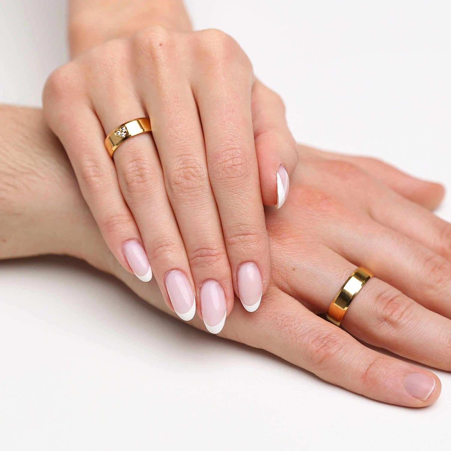 Obrączki ślubne para: złoto 585, fazowane, serce, diamenty, 6 mm