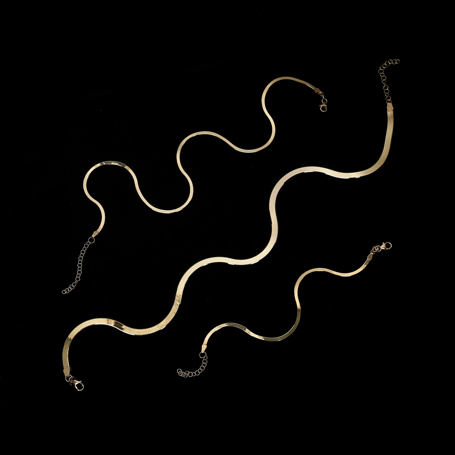 Bransoletka złota taśma 585 wąska żmijka gładka 2,5 mm długość 19 - 21 cm