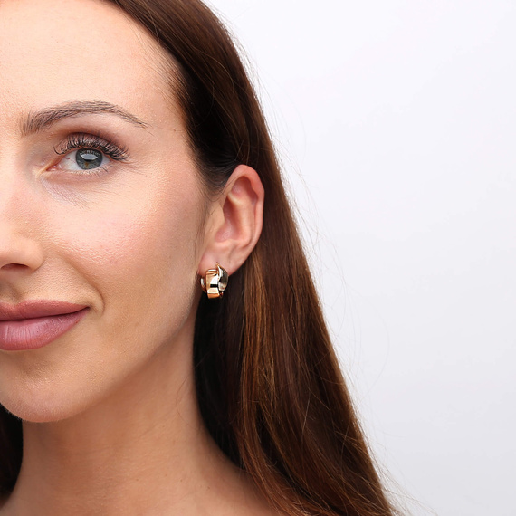 Złote kolczyki koła podwójne 585 kółka przeplatane gładkie fasetowane na zatrzask 1,7 cm