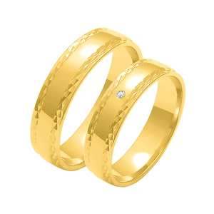 Obrączki ślubne para: złoto 585, diament, diamentowane przy krawędziach, 5 mm