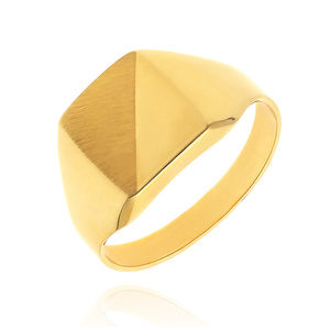 Złoty sygnet męski 585 satynowany duży kwadratowy