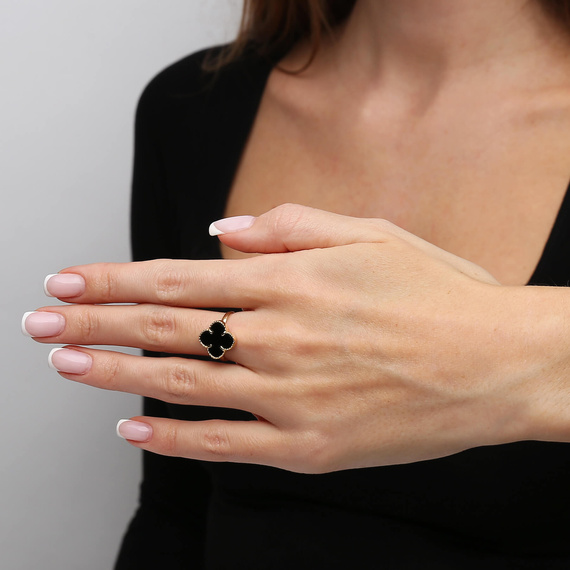 Złoty pierścionek 585 duża koniczynka kwiatek czarny onyks 