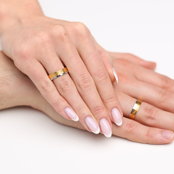 Obrączki ślubne para: białe i żółte złoto 585, diament, satynowane, 5 mm